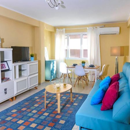Apartamento Vialia Malaga Bagian luar foto