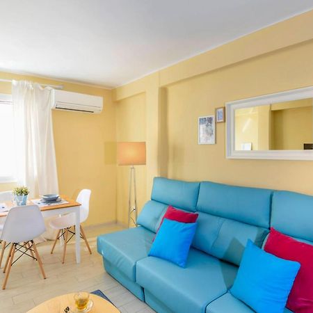 Apartamento Vialia Malaga Bagian luar foto