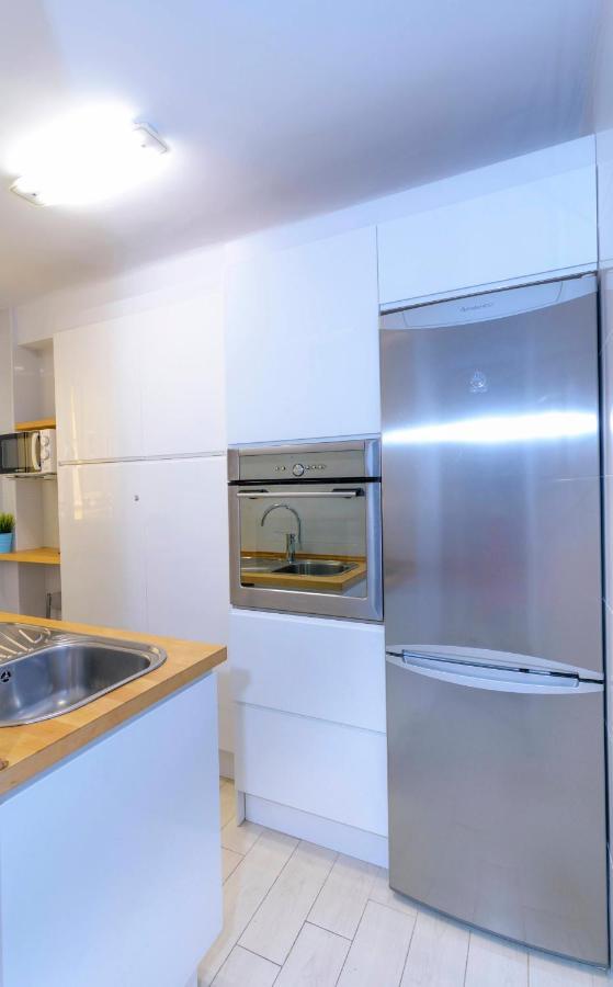 Apartamento Vialia Malaga Bagian luar foto