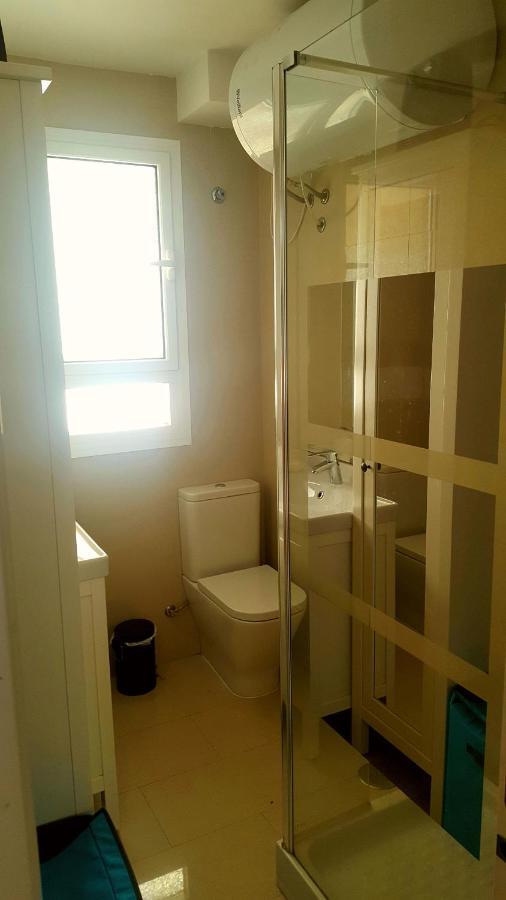 Apartamento Vialia Malaga Bagian luar foto